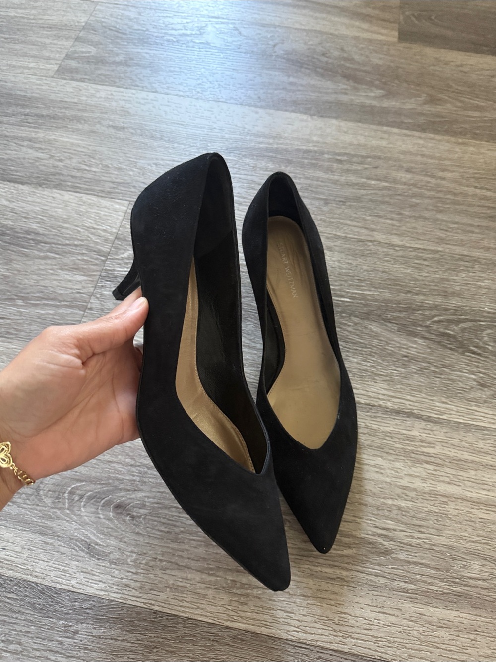 Stuart Weitzman Black Pointed-Toe Heels Suede Kitten Heel Shoes Classic